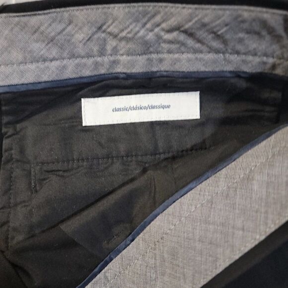 Amazon Essentials Mens Black Slash Pocket Flat Front Classic Chino Shorts Sz 40 - Picture 7 of 9